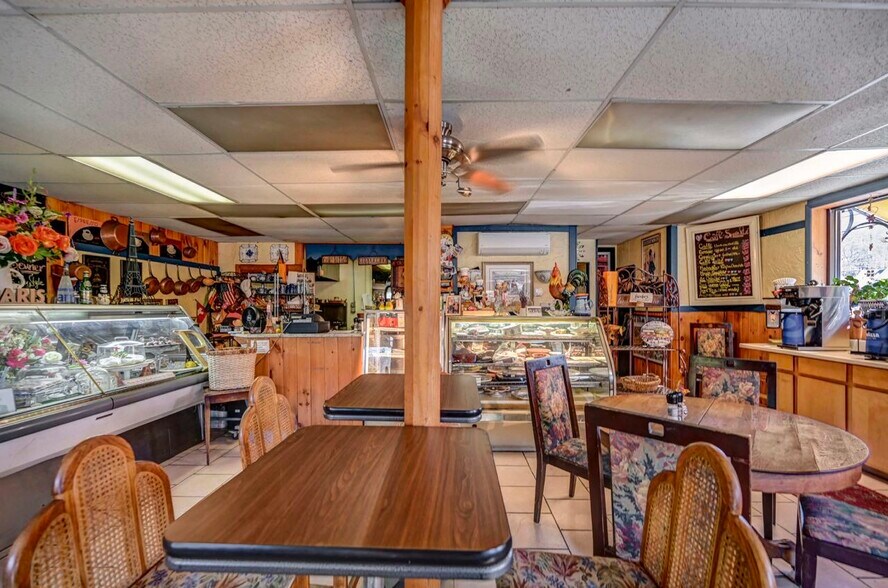 More Photos Of 501 Main St, Honesdale Restaurant For Sale
