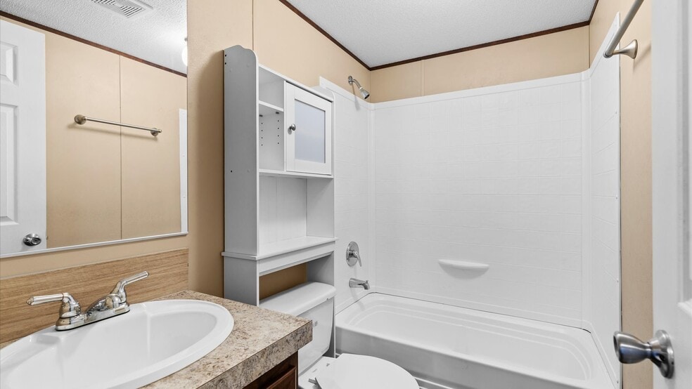 More Photos Of 1911 Wald Rd, New Braunfels Manufactured Housing Mobile Home Park For Sale