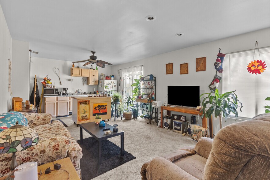 More Photos Of 39918 93rd St, Genoa City General Retail For Sale