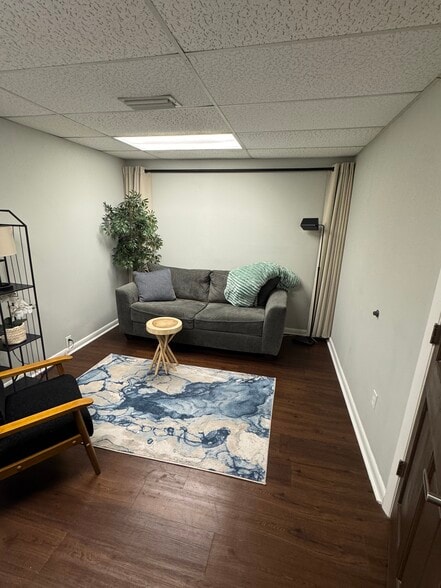 More Photos Of 2814 W Dr Martin Luther King Jr Blvd, Tampa Medical For Lease