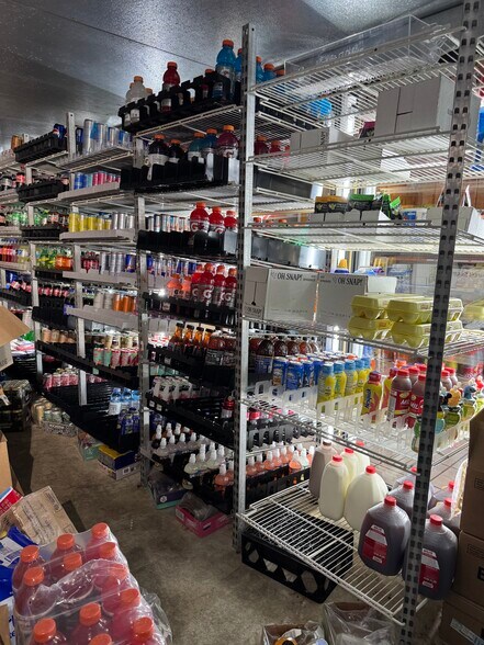 More Photos Of 155 Main St, Oaks General Retail For Sale