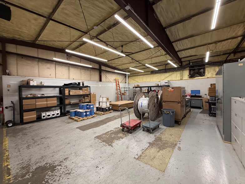 More Photos Of 862 Lenox Ave, Portage Manufacturing For Sale