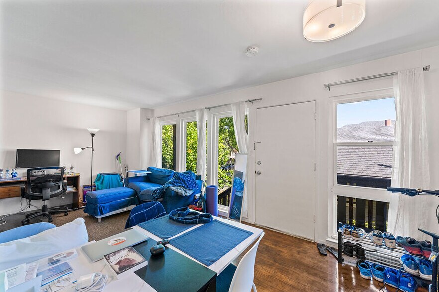 More Photos Of 2427 McKinley Ave, Berkeley Apartments For Sale