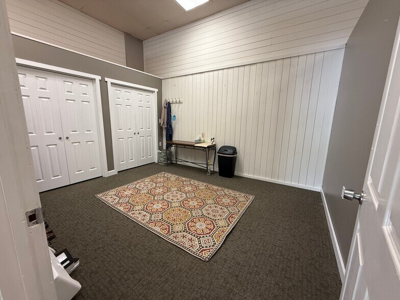 More Photos Of 5136 Highway 321 N, Lenoir City Warehouse For Sale
