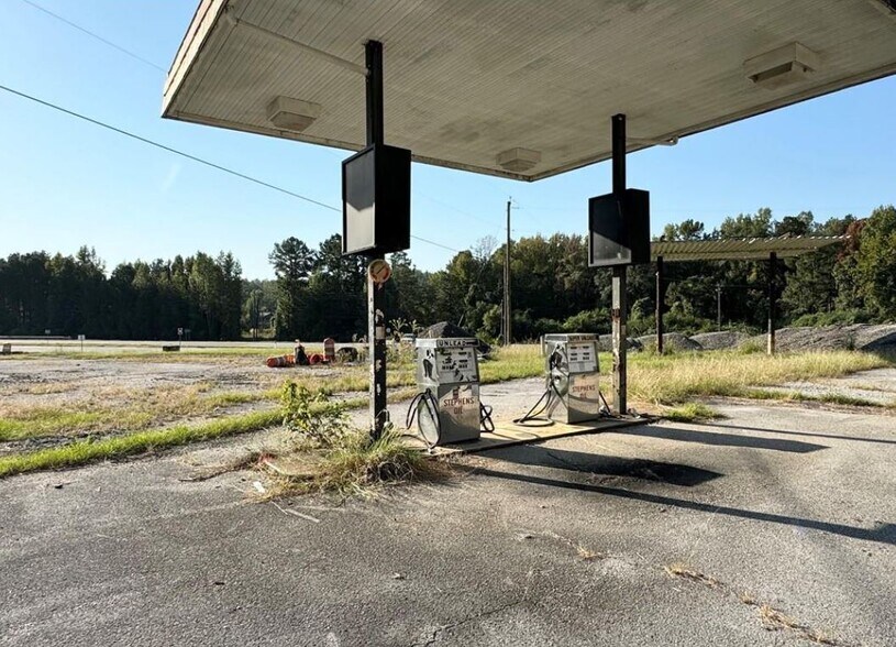 More Photos Of 15841 Bobby Long Rd, Duncanville Convenience Store For Sale