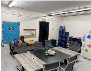 More Photos Of 14800 Middlebelt Rd, Livonia Schools For Sale