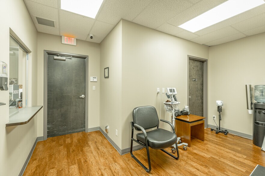 More Photos Of 1726 Gunbarrel Rd, Chattanooga Medical For Lease