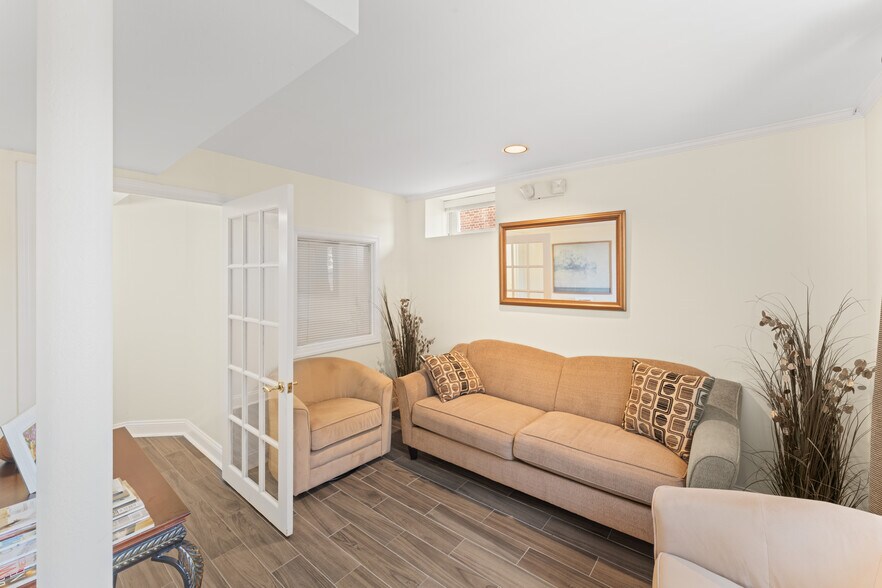 More Photos Of 1238 Post Rd, Fairfield Loft Creative Space For Lease