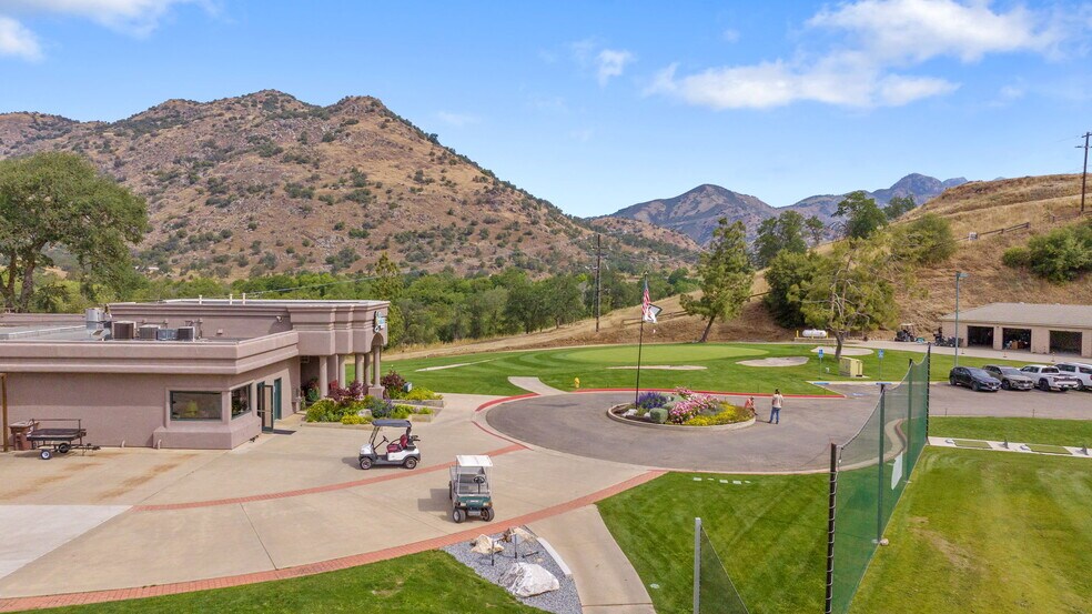 More Photos Of 41117 Sierra Dr, Three Rivers Golf Course Driving Range For Sale