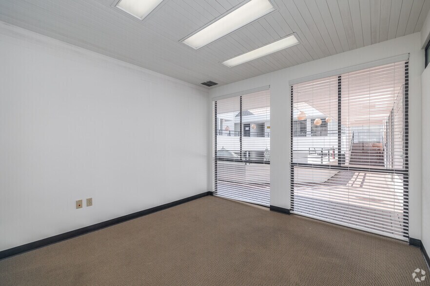 More Photos Of , Hermosa Beach Office For Sale
