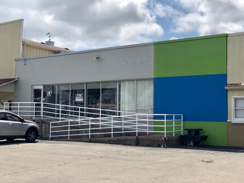 More Photos Of 959 2nd St, Columbus Storefront Retail Office For Lease