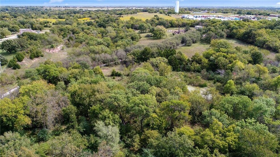 More Photos Of 19909 Indian Meridian Rd, Pauls Valley Storefront For Sale