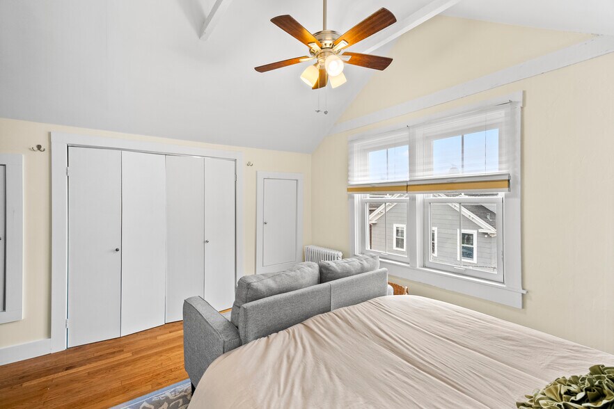 More Photos Of 13 Dean Ave, Newport Apartments For Sale