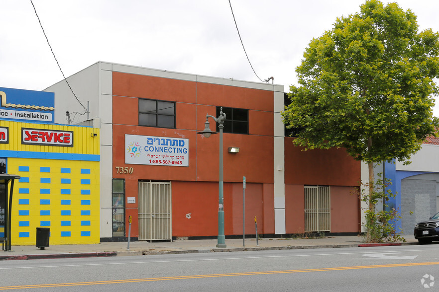 Primary Photo Of 7350 Reseda Blvd, Reseda Schools For Lease