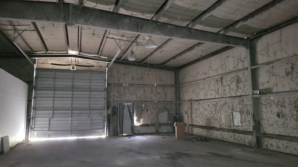 More Photos Of 14210 Highway 177, Shawnee Freestanding For Sale