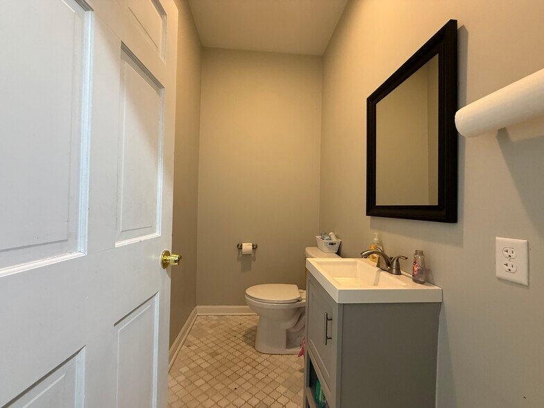 More Photos Of 120 W Boylston St, Worcester Freestanding For Sale