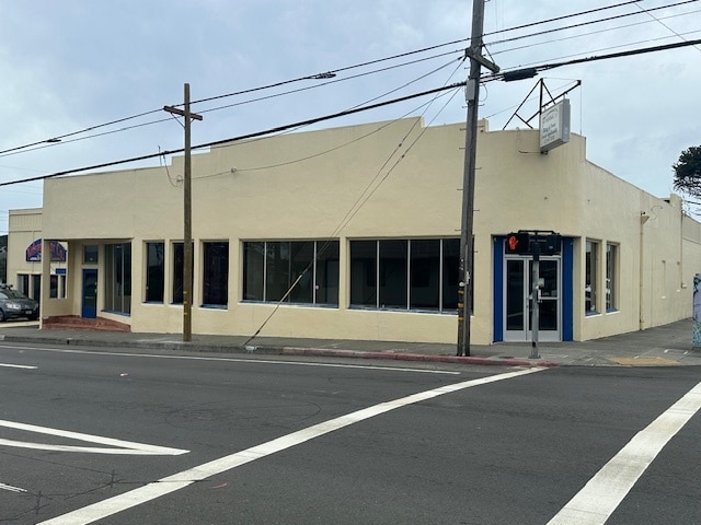 More Photos Of 400 Harris St, Eureka Storefront For Lease