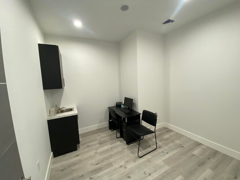 More Photos Of 21915 Linden Blvd, Cambria Heights Office For Sale