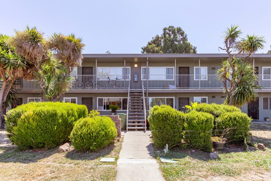 More Photos Of 5366 St Mark Ave, Newark Apartments For Sale