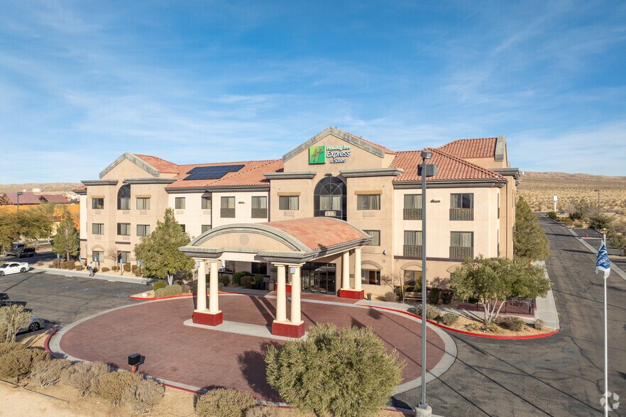 Primary Photo Of 2700 Lenwood Rd, Barstow Hotel For Sale