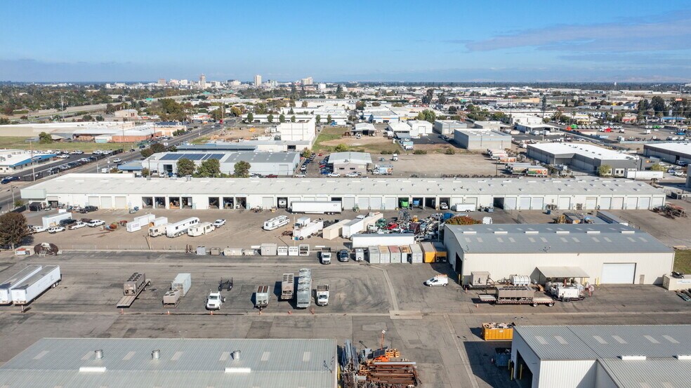 More Photos Of 2695 S Cherry Ave, Fresno Warehouse For Lease