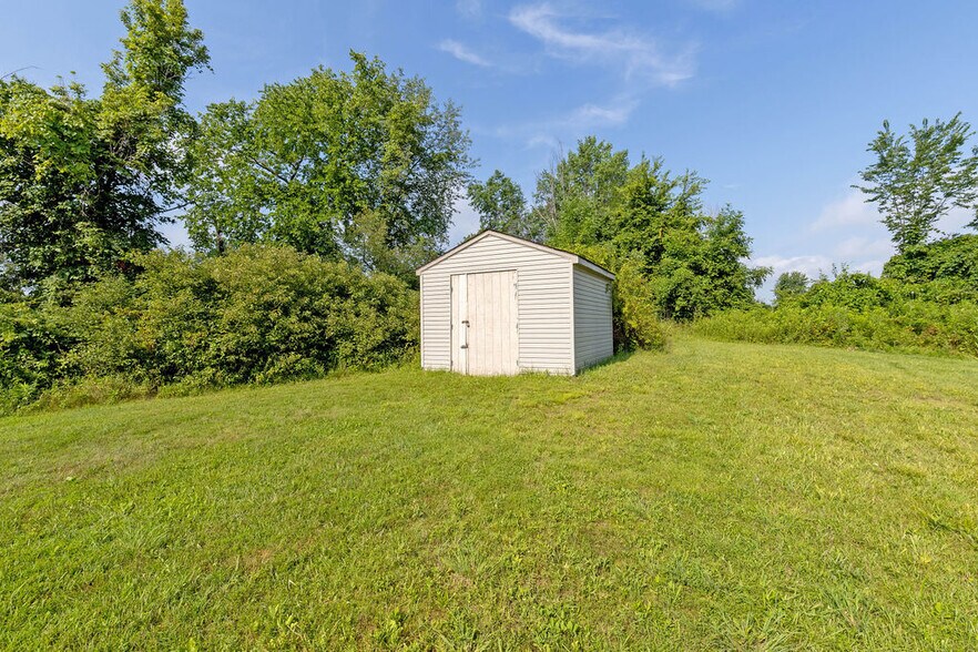 More Photos Of 9564 Hazelton-Etna SW Rd, Pataskala Religious Facility For Sale