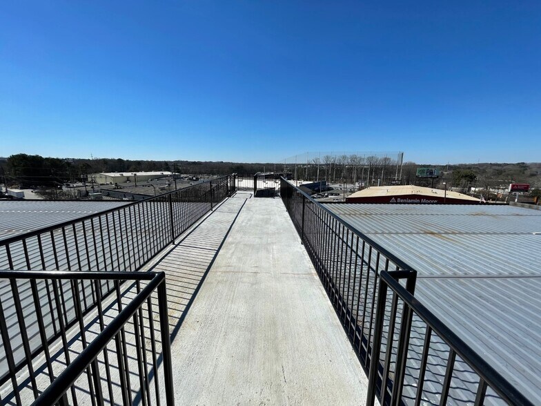 More Photos Of 1130 Chattahoochee Ave NW, Atlanta General Retail For Lease