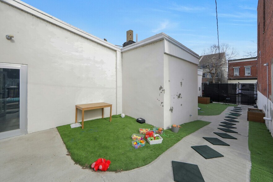 More Photos Of 103-105 N Main St, Paterson Specialty For Sale