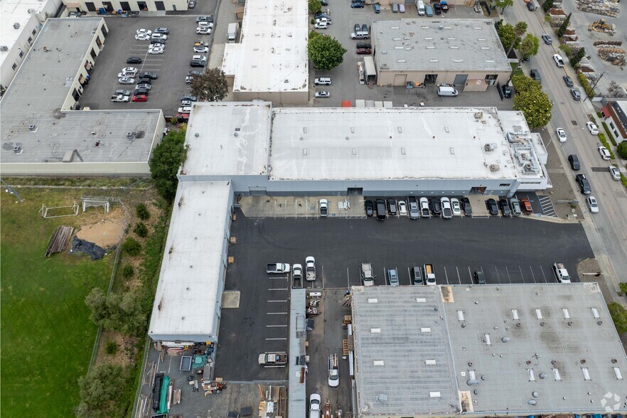 More Photos Of 350 Coral St, Santa Cruz Warehouse For Lease