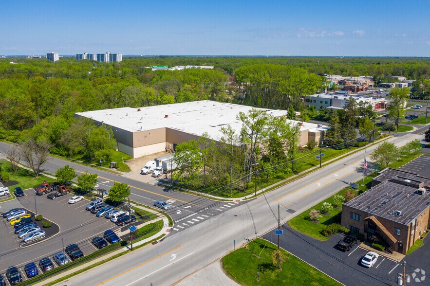 More Photos Of 1152 Marlkress Rd, Cherry Hill Warehouse For Lease