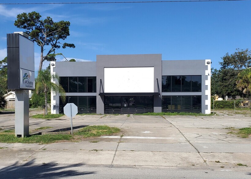 More Photos Of 1522 Ridgewood Ave, Holly Hill Showroom For Sale