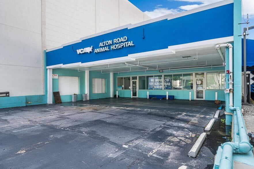 More Photos Of 1828 Alton Rd, Miami Beach Veterinarian Kennel For Sale