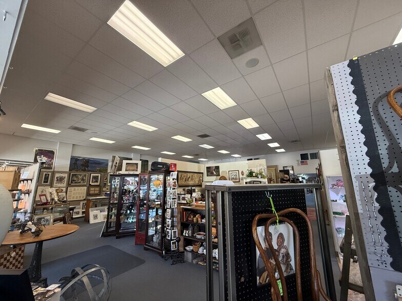 More Photos Of 115 E Main St, Walla Walla General Retail For Lease