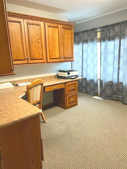 More Photos Of 1806 E Lincoln Ave, Montevideo Apartments For Sale