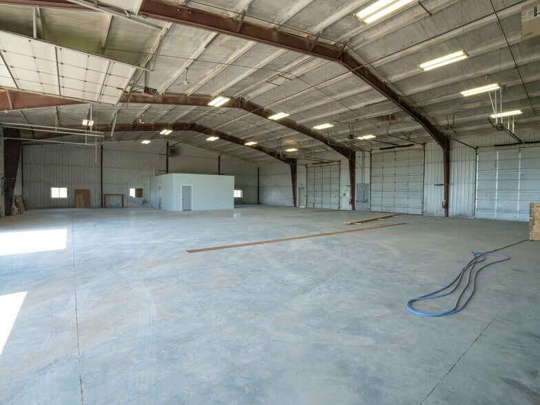 More Photos Of 12509 20th H St, Watford City Industrial For Sale