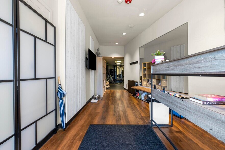 More Photos Of 21 Forest Street Unit# C1, New Canaan General Retail For Sale