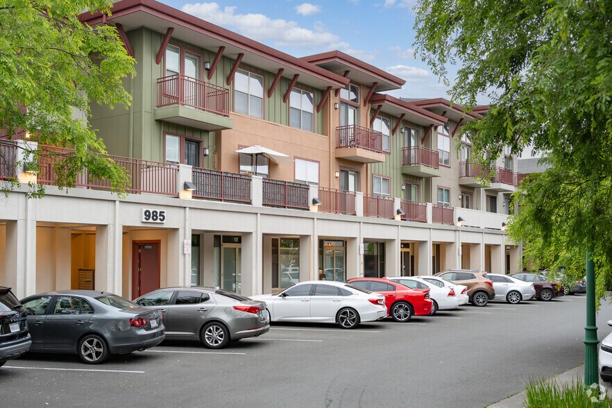 More Photos Of 965 Doubles Dr, Santa Rosa Apartments For Lease