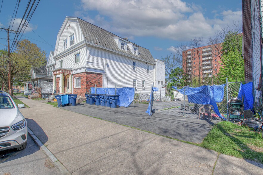 More Photos Of 73 Welles St S, Wilkes-Barre Apartments For Sale