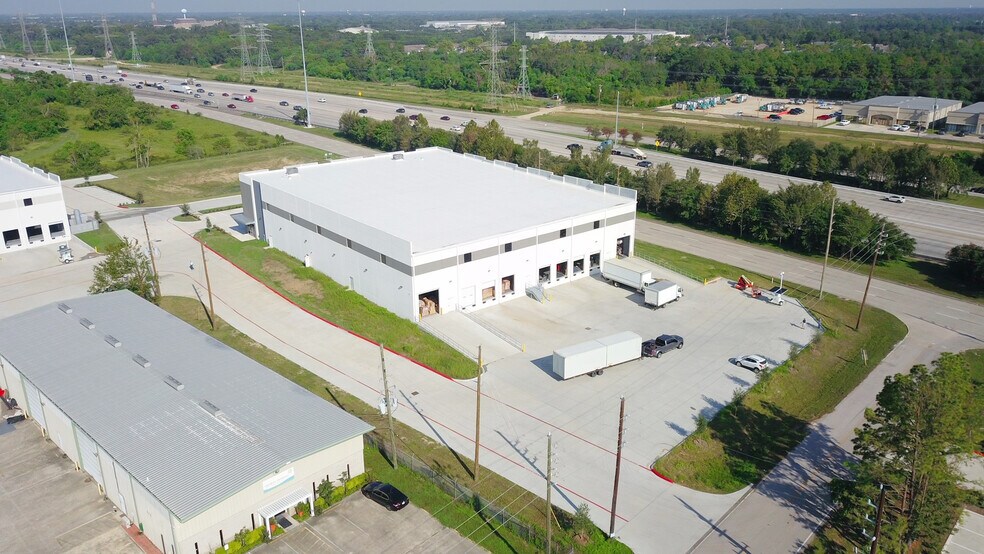 More Photos Of 1401 N Sam Houston Pky W, Houston Warehouse For Lease