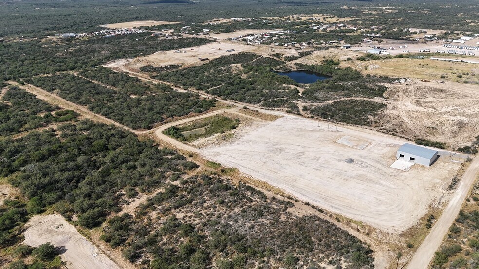 More Photos Of 311 Chicote Rd, Laredo Industrial For Sale