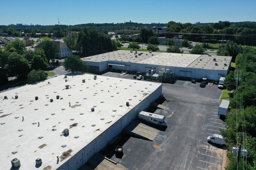More Photos Of 1148 Franklin Rd SE, Marietta Warehouse For Lease