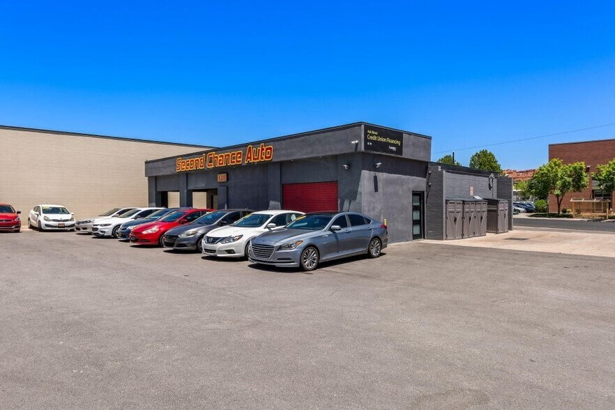More Photos Of 222 N Bluff St, St George General Retail For Sale