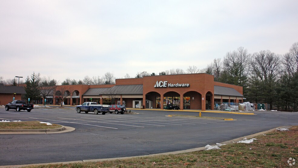 More Photos Of 13440-13490 Dumfries Rd, Manassas Unknown For Lease