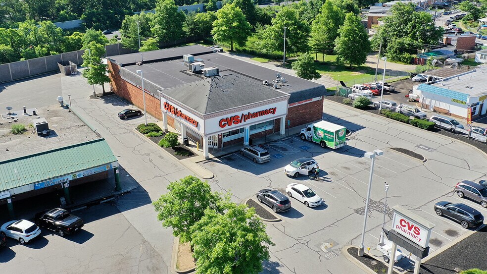 More Photos Of 3915 Hollins Ferry Rd, Lansdowne Drugstore For Lease