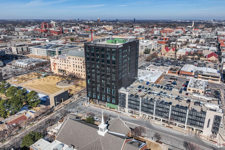 More Photos Of 600 N Robinson Ave, Oklahoma City Office For Lease