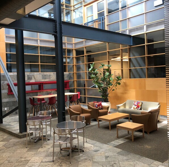 More Photos Of 2516 Jane St, Pittsburgh Office For Lease