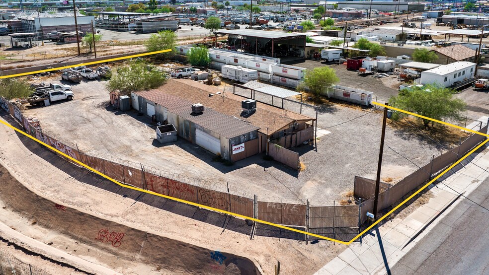 More Photos Of 3911 E Superior Ave, Phoenix Manufacturing For Lease