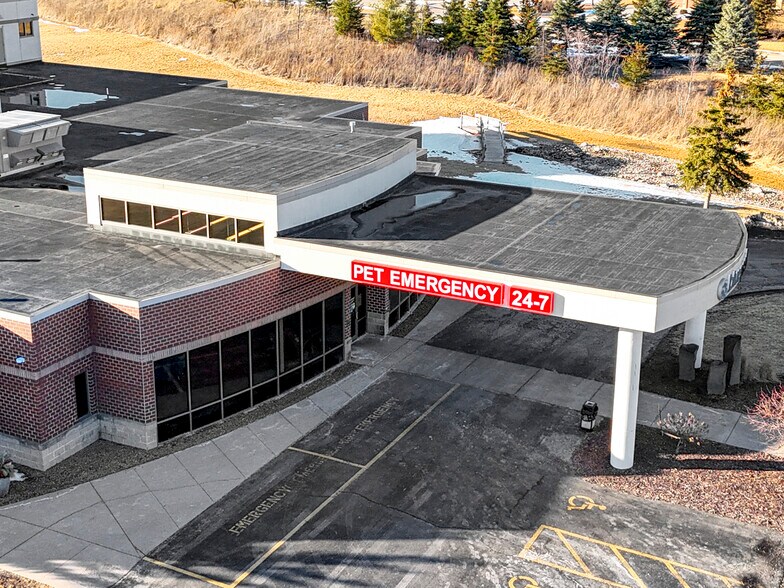 More Photos Of 4706 New Horizons Blvd, Appleton Medical For Sale