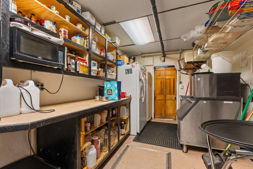 More Photos Of , Utica Unknown For Sale