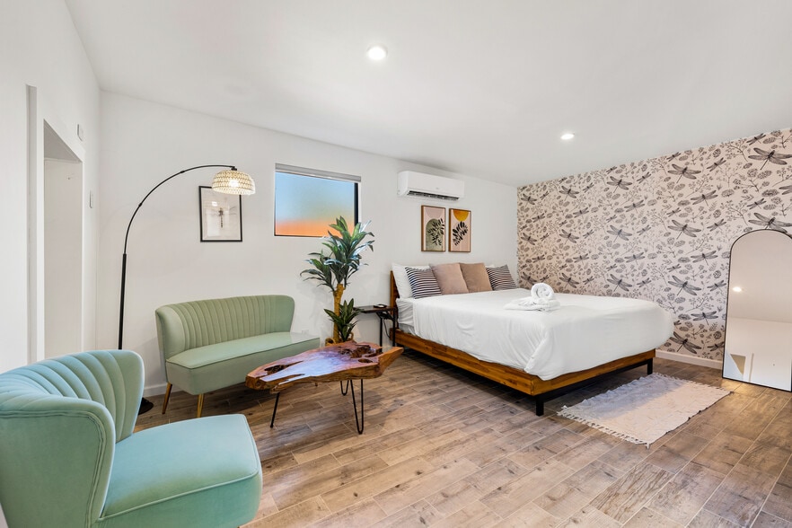 More Photos Of 66358 Desert View Ave, Desert Hot Springs Hotel For Sale